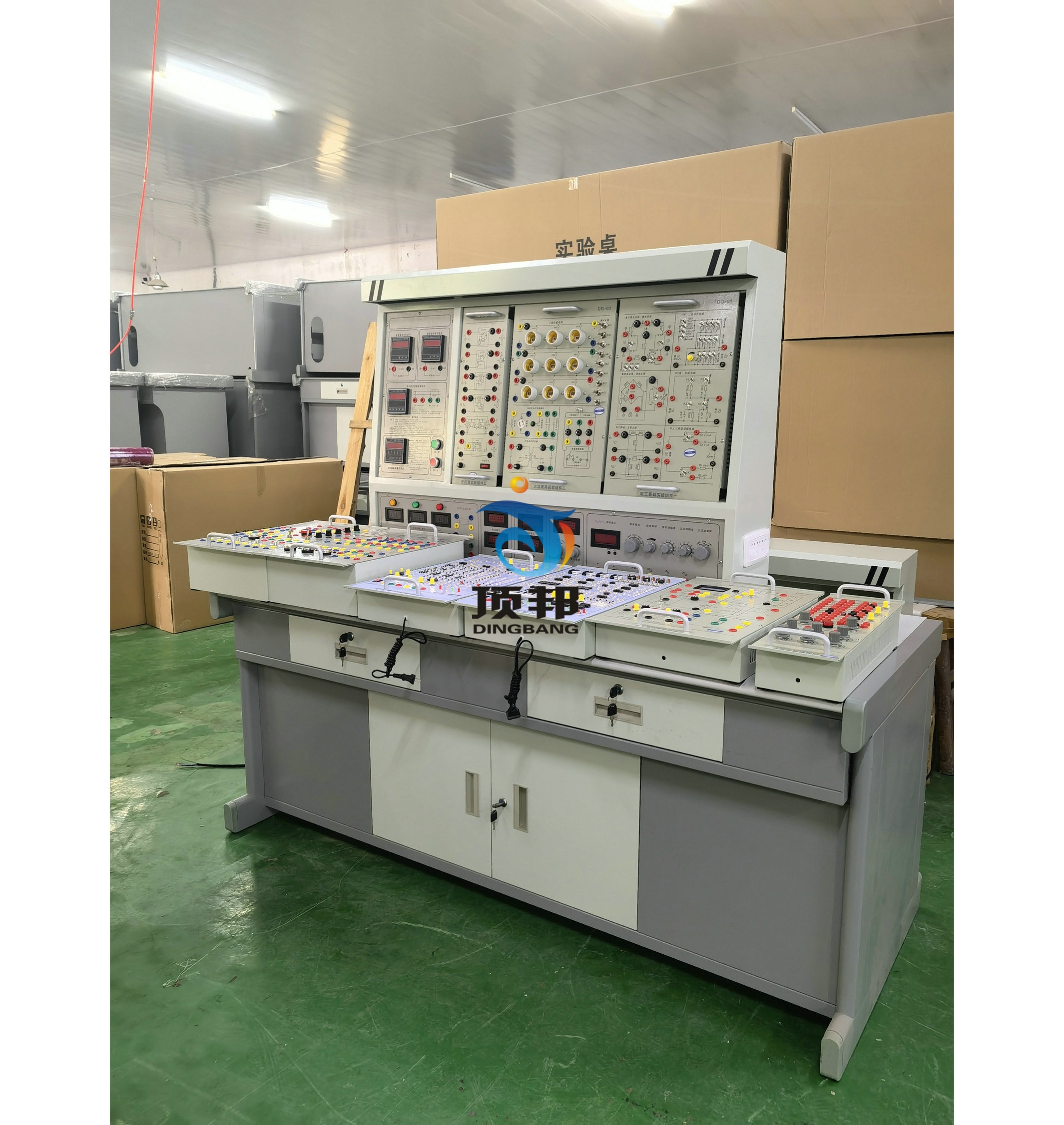 高性能電工數(shù)電模電電拖綜合實(shí)訓(xùn)裝置