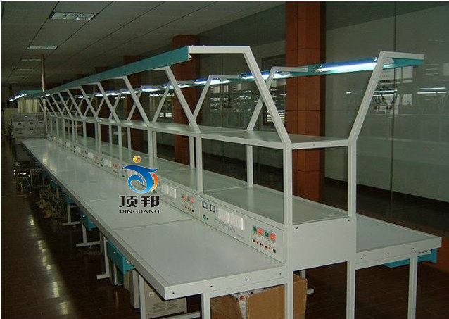 電子工藝電子技術(shù)實(shí)訓(xùn)臺